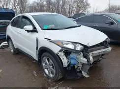 3CZRU6H56HM713695 2017 HONDA HR-V