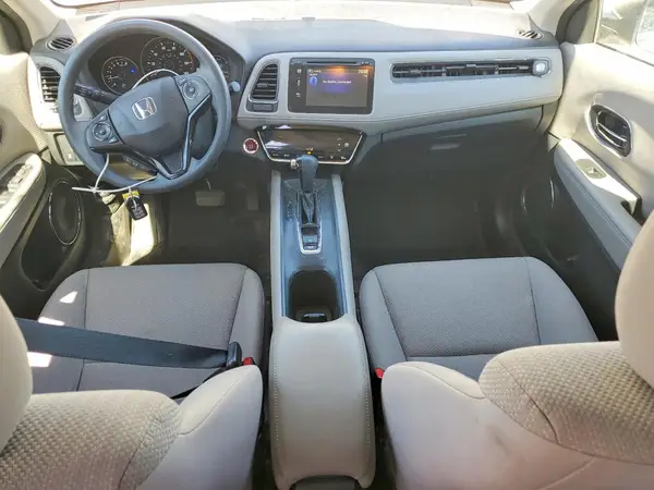 3CZRU6H56HM718007 2017 HONDA HR-V - Image 8