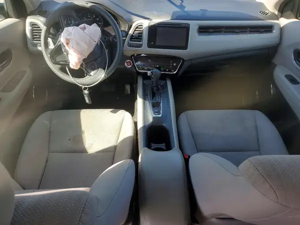 3CZRU6H56HM720310 2017 HONDA HR-V - Image 8