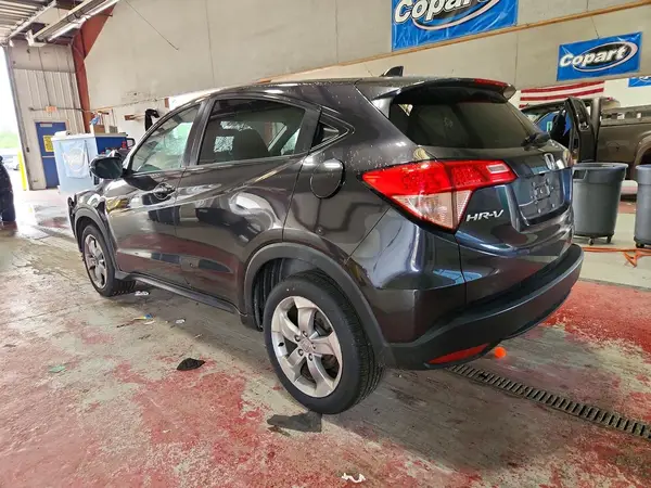 3CZRU6H56HM720419 2017 HONDA HR-V - Image 2