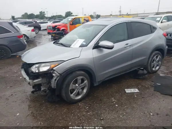 3CZRU6H56HM723532 2017 HONDA HR-V - Image 2
