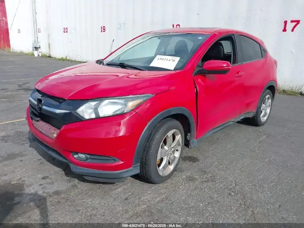 3CZRU6H56HM724504 2017 HONDA HR-V - Image 2
