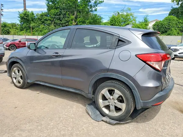 3CZRU6H56HM731095 2017 HONDA HR-V - Image 2