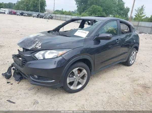 3CZRU6H56HM731520 2017 HONDA HR-V - Image 2