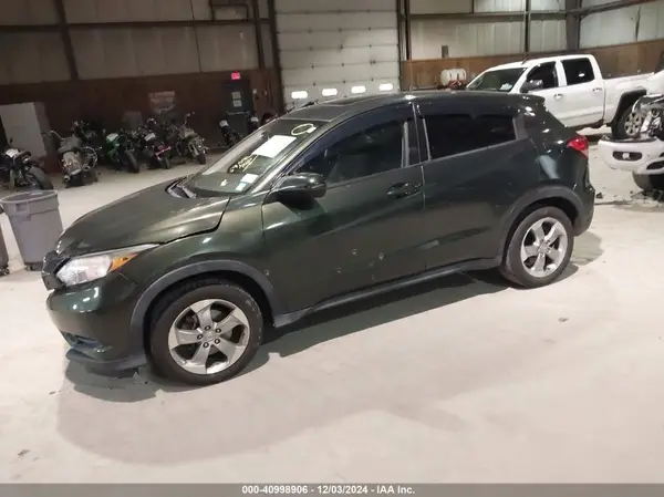3CZRU6H56HM732411 2017 HONDA HR-V - Image 2
