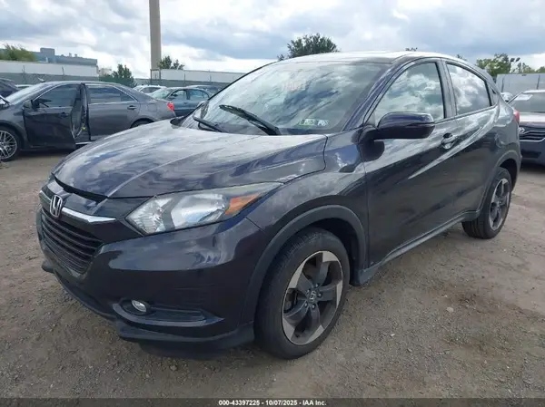 3CZRU6H56JG700434 2018 HONDA HR-V - Image 2