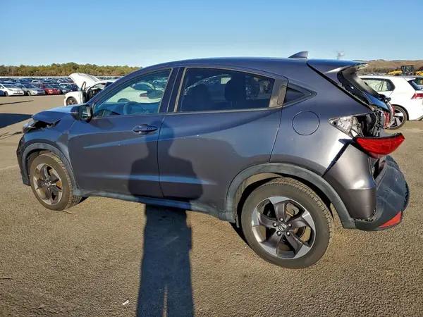 3CZRU6H56JG702314 2018 HONDA HR-V - Image 2