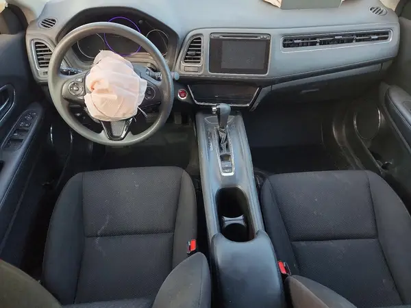 3CZRU6H56JG711594 2018 HONDA HR-V - Image 8
