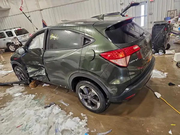 3CZRU6H56JG712745 2018 HONDA HR-V - Image 2