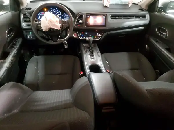 3CZRU6H56JG717377 2018 HONDA HR-V - Image 8