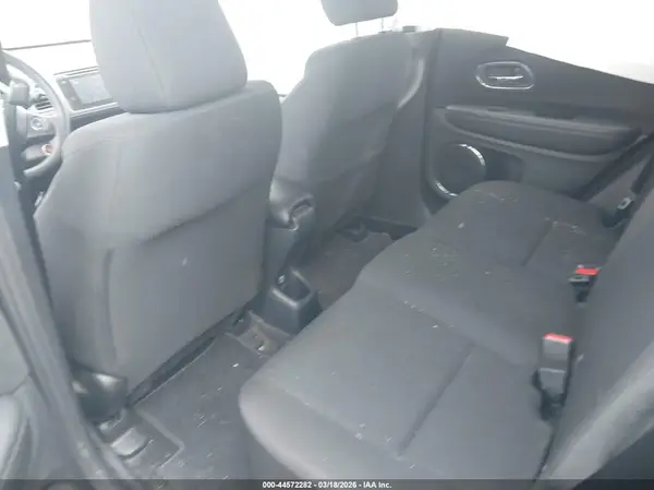 3CZRU6H56JG719128 2018 HONDA HR-V - Image 8