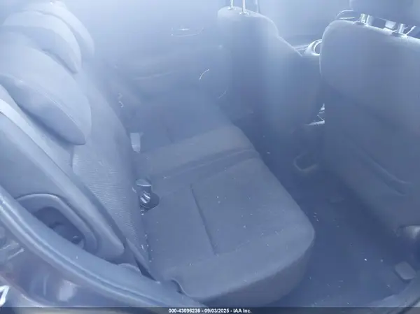 3CZRU6H56JG723809 2018 HONDA HR-V - Image 8