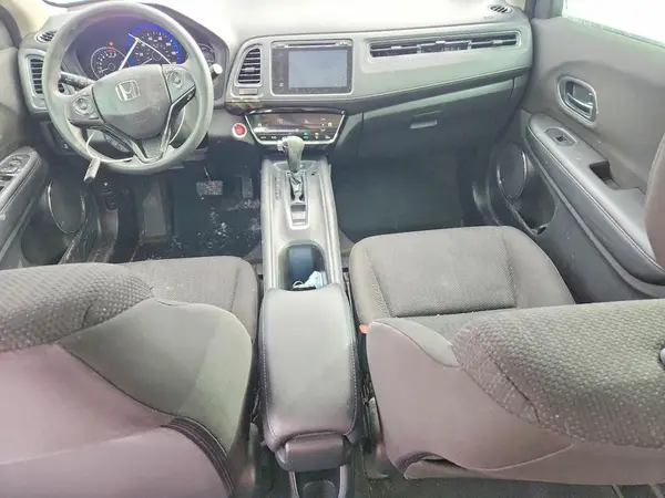 3CZRU6H56JG728010 2018 HONDA HR-V - Image 8