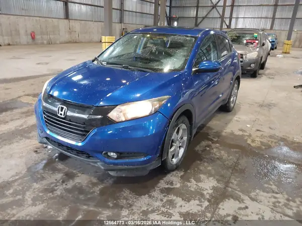 3CZRU6H56JM103303 2018 HONDA HR-V - Image 2