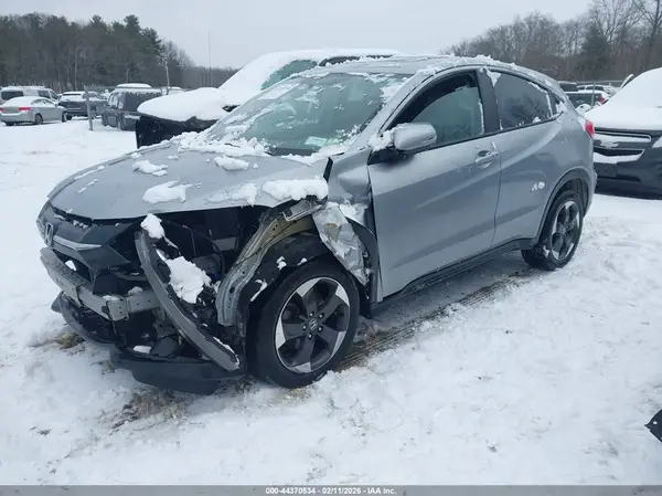 3CZRU6H56JM701357 2018 HONDA HR-V - Image 2