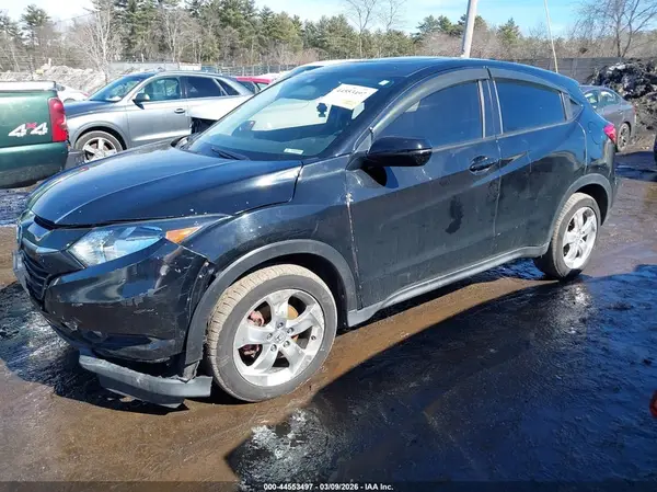 3CZRU6H56JM719194 2018 HONDA HR-V - Image 2