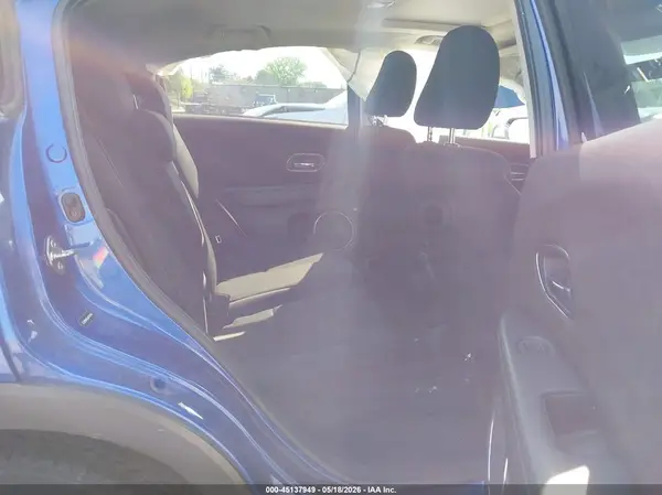 3CZRU6H56JM726498 2018 HONDA HR-V - Image 8