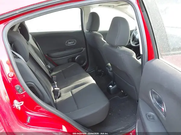 3CZRU6H56JM726789 2018 HONDA HR-V - Image 8