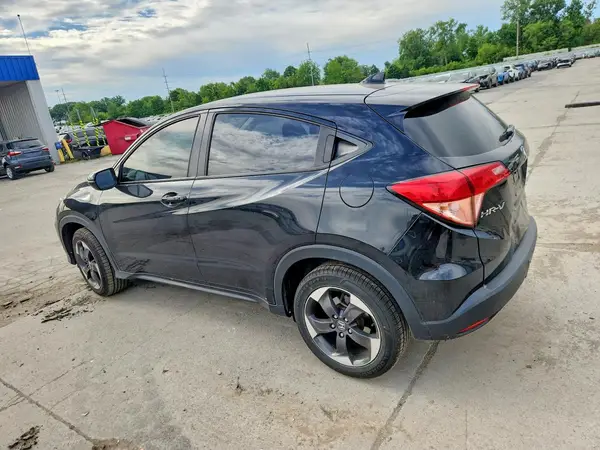 3CZRU6H56JM728025 2018 HONDA HR-V - Image 2