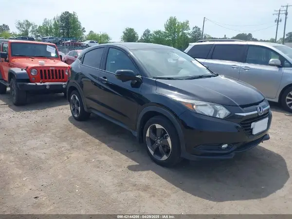 3CZRU6H56JM728462 2018 HONDA HR-V - Image 1