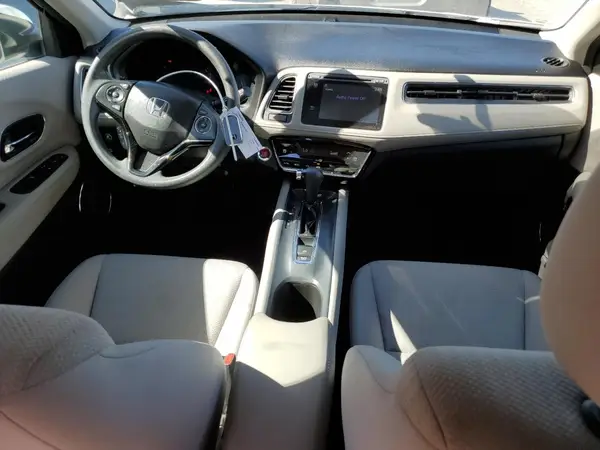 3CZRU6H56JM729370 2018 HONDA HR-V - Image 8