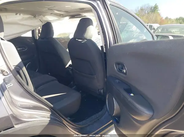 3CZRU6H56KM707502 2019 HONDA HR-V - Image 8