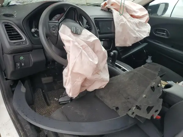 3CZRU6H56KM715678 2019 HONDA HR-V - Image 8