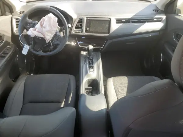 3CZRU6H56KM715731 2019 HONDA HR-V - Image 8