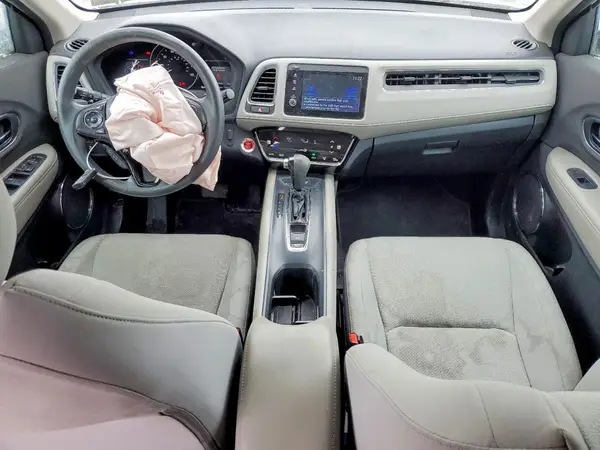 3CZRU6H56KM716779 2019 HONDA HR-V - Image 8