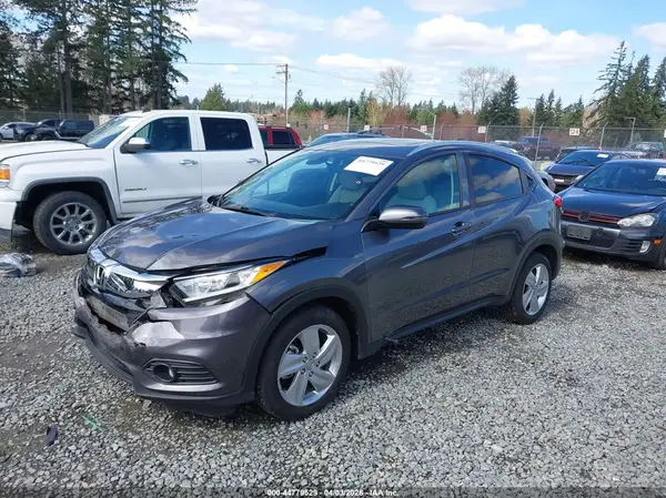 3CZRU6H56KM722565 2019 HONDA HR-V - Image 2