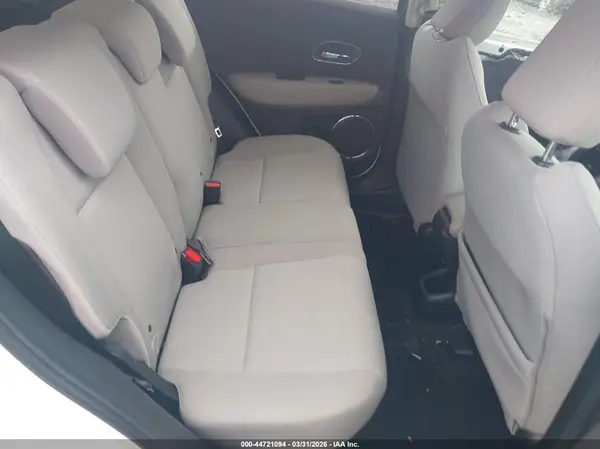 3CZRU6H56KM729922 2019 HONDA HR-V - Image 8