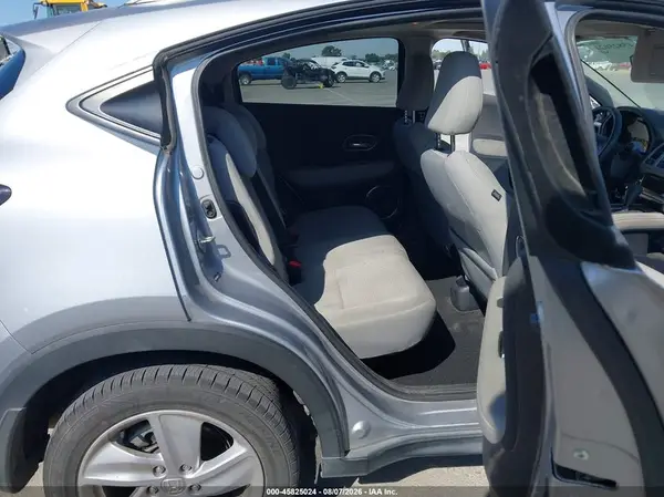 3CZRU6H56KM731718 2019 HONDA HR-V - Image 8