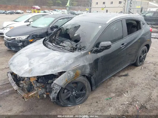 3CZRU6H56KM734229 2019 HONDA HR-V - Image 2