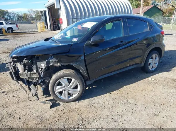 3CZRU6H56KM735798 2019 HONDA HR-V - Image 2