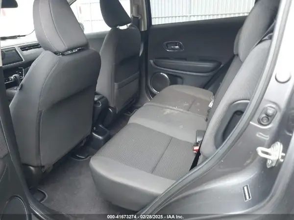 3CZRU6H56KM741519 2019 HONDA HR-V - Image 8