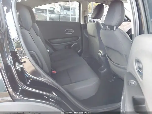 3CZRU6H56LM737309 2020 HONDA HR-V - Image 8