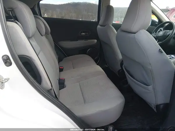 3CZRU6H56MM704781 2021 HONDA HR-V - Image 8