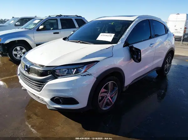 3CZRU6H56MM706823 2021 HONDA HR-V - Image 2