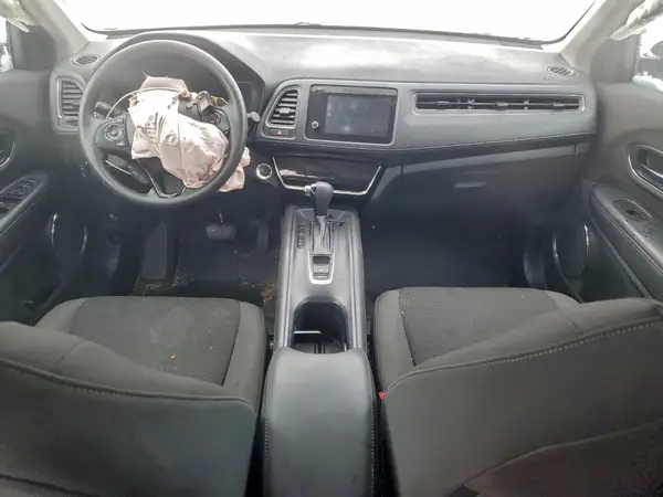 3CZRU6H56MM717028 2021 HONDA HR-V - Image 8