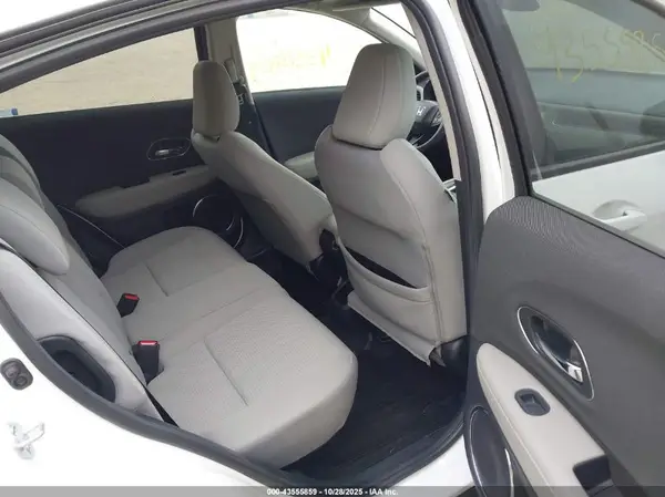 3CZRU6H56MM727512 2021 HONDA HR-V - Image 8