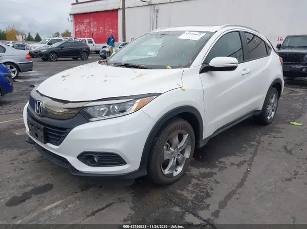 3CZRU6H56MM749123 2021 HONDA HR-V - Image 2