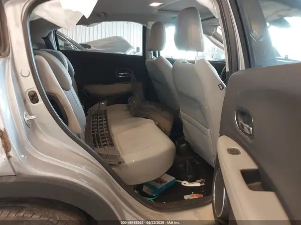 3CZRU6H56MM755696 2021 HONDA HR-V - Image 8