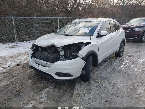 3CZRU6H56NM732369 2022 HONDA HR-V - Image 2