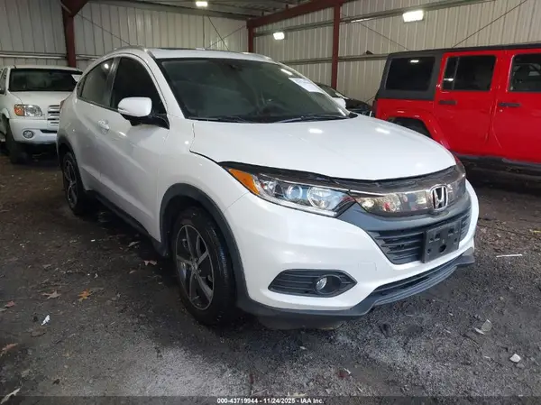 3CZRU6H56NM769972 2022 HONDA HR-V - Image 1