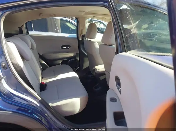 3CZRU6H57GM706219 2016 HONDA HR-V - Image 8