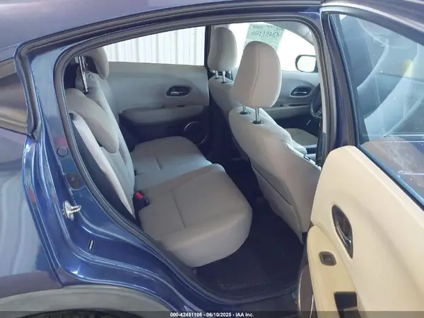 3CZRU6H57GM706446 2016 HONDA HR-V - Image 8