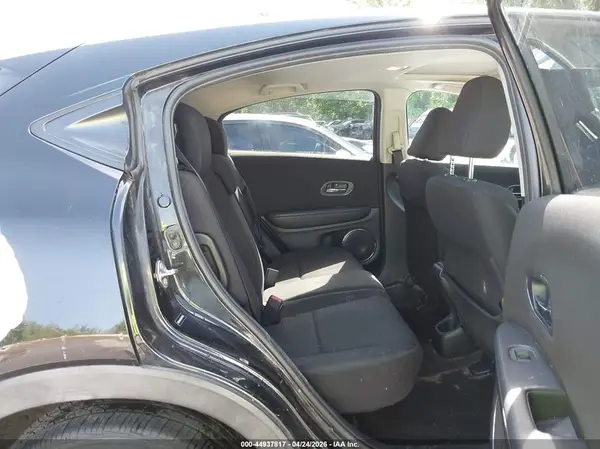 3CZRU6H57GM715163 2016 HONDA HR-V - Image 8