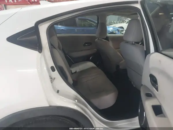 3CZRU6H57GM715955 2016 HONDA HR-V - Image 8