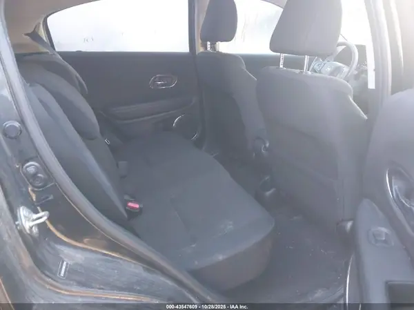 3CZRU6H57GM723442 2016 HONDA HR-V - Image 8