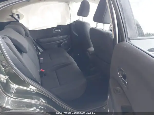 3CZRU6H57GM723828 2016 HONDA HR-V - Image 8